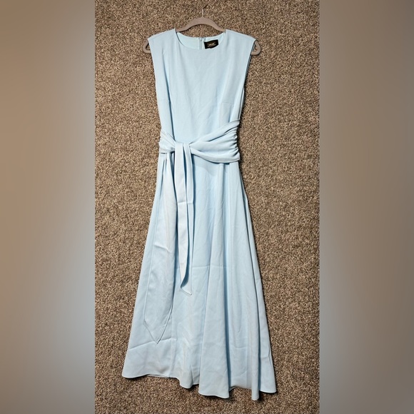 NWT Alexia Admore Paris Crewneck Asymmetric Midi Dress Size 8 - Picture 3 of 6